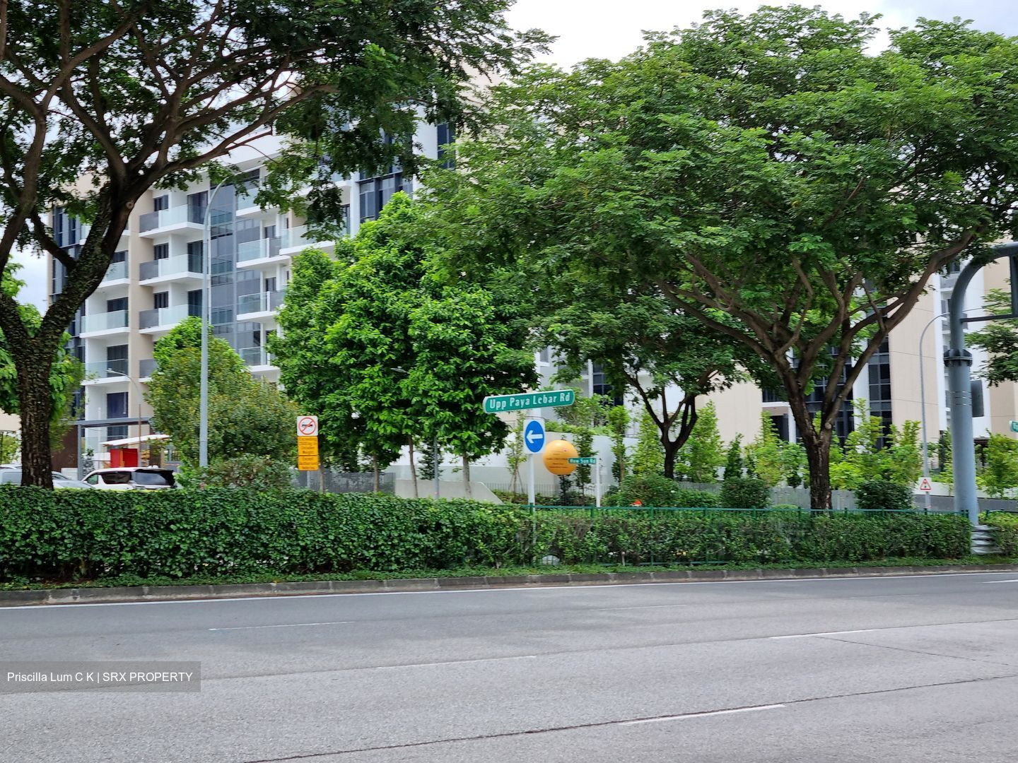 Kensington Square (D19), Retail #490413621